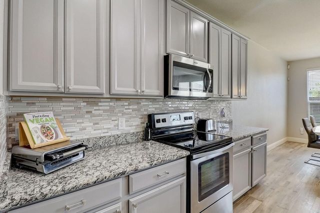 3105 Walker Creek Drive, Little Elm, TX 75068