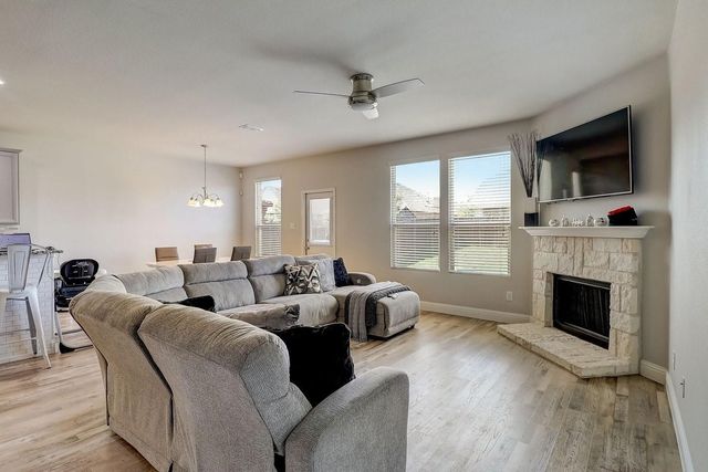 3105 Walker Creek Drive, Little Elm, TX 75068