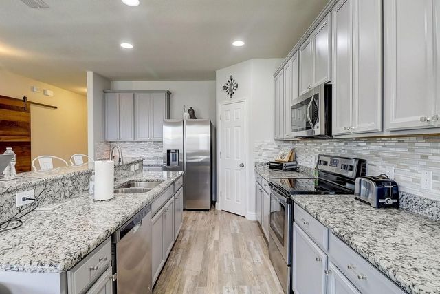 3105 Walker Creek Drive, Little Elm, TX 75068
