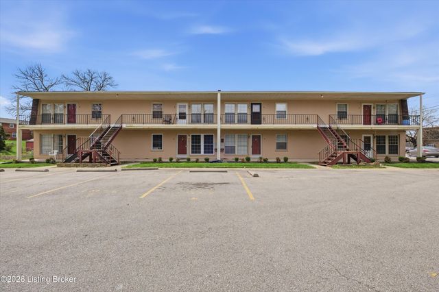 1972 Goldsmith Ln APT 4, Louisville, KY 40218