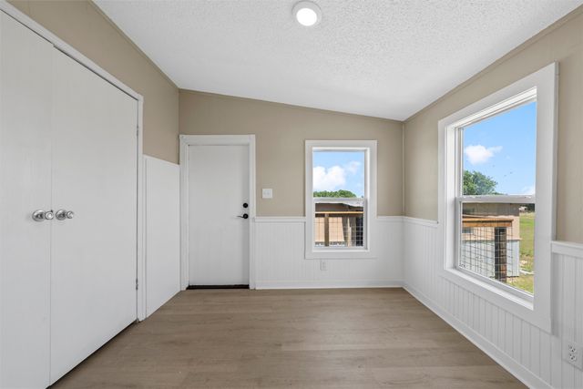 214 Bluebonnet Ridge, Eddy, TX 76524