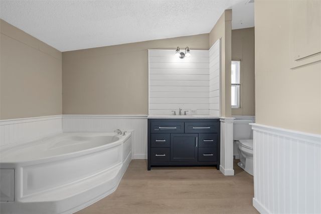 214 Bluebonnet Ridge, Eddy, TX 76524