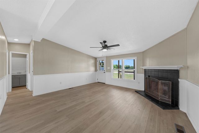 214 Bluebonnet Ridge, Eddy, TX 76524