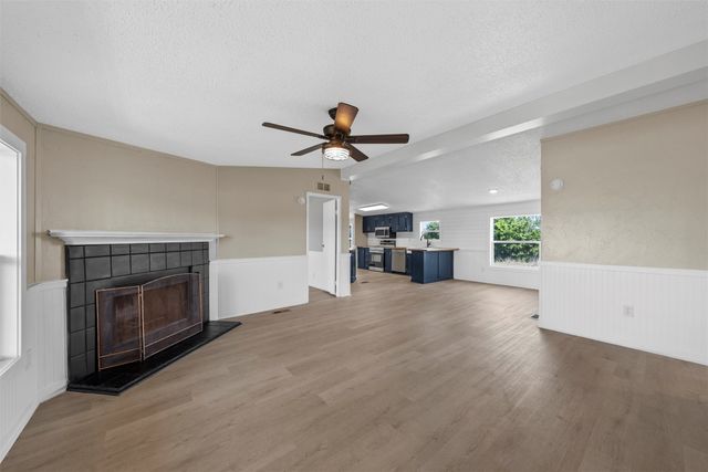 214 Bluebonnet Ridge, Eddy, TX 76524