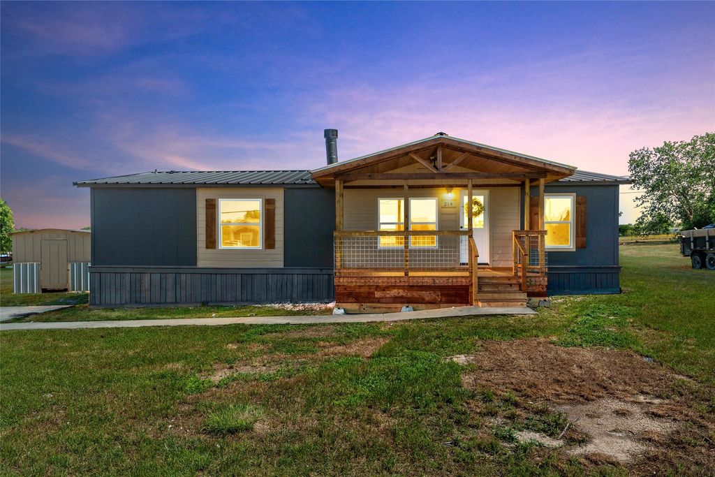 214 Bluebonnet Ridge, Eddy, TX 76524