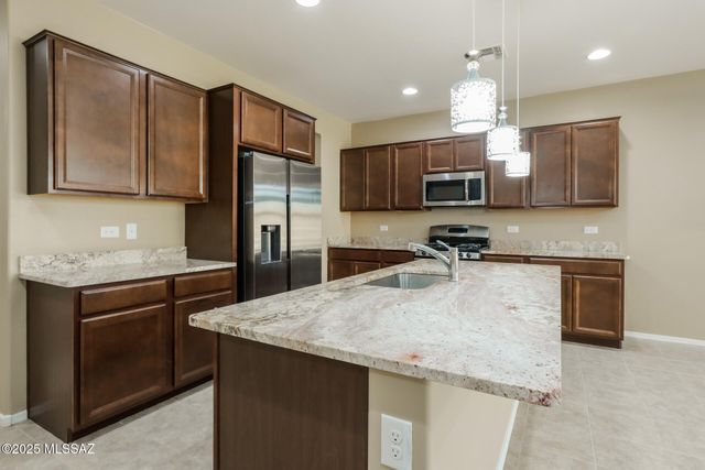 11405 E Rincon Range Drive, Tucson, AZ 85747
