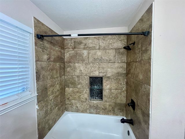 625 Main Street, Roanoke, TX 76262