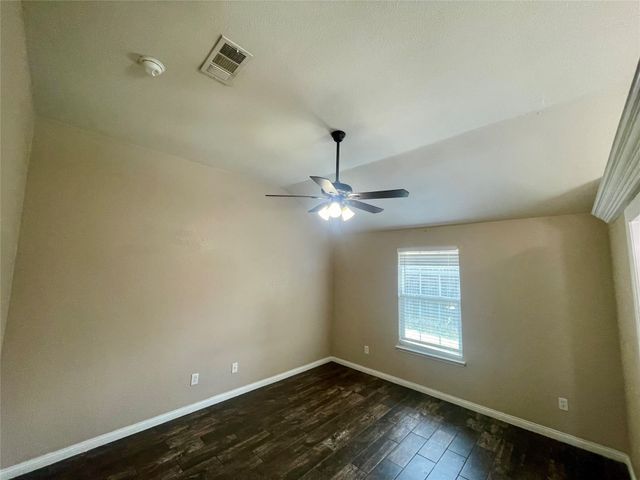 625 Main Street, Roanoke, TX 76262