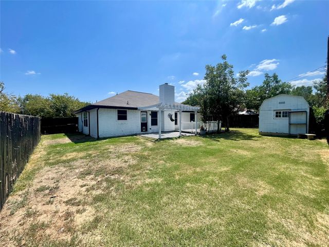 625 Main Street, Roanoke, TX 76262