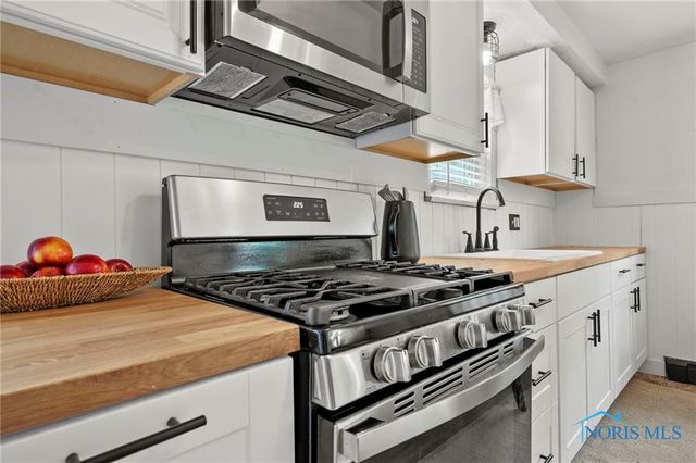 3725 Eber Road, Monclova, OH 43542