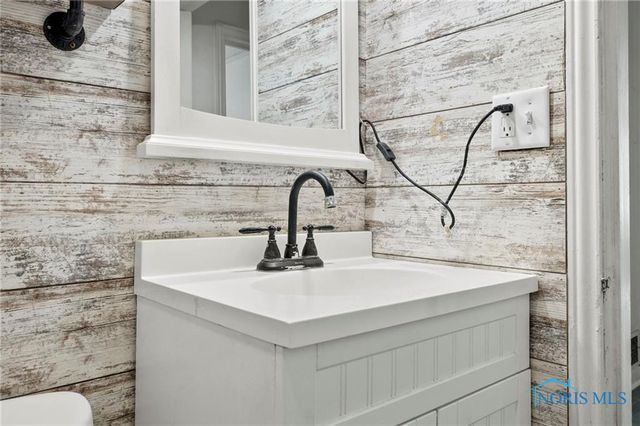 3725 Eber Road, Monclova, OH 43542