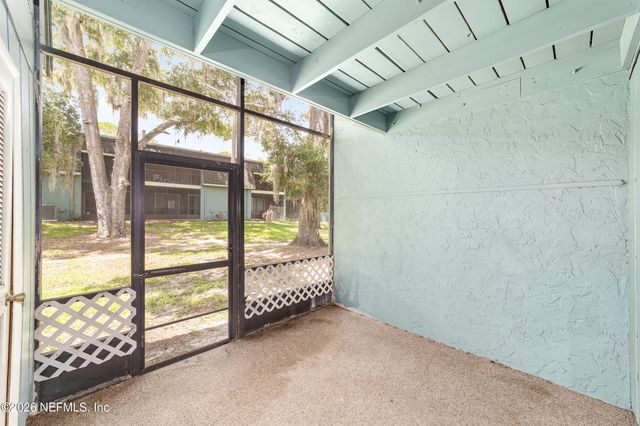 501 SW 75TH Street H6, Gainesville, FL 32607
