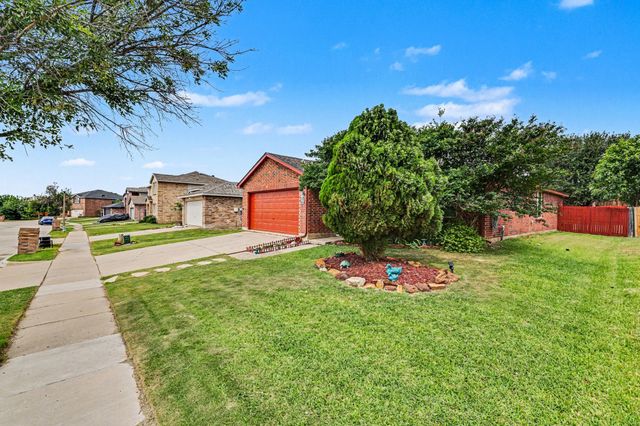 3223 Friesian Court, Denton, TX 76210