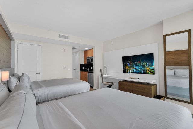 505 N Fort Lauderdale Beach Boulevard 915, Fort Lauderdale, FL 33304
