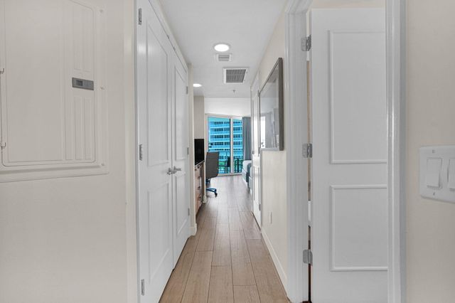 505 N Fort Lauderdale Beach Boulevard 915, Fort Lauderdale, FL 33304