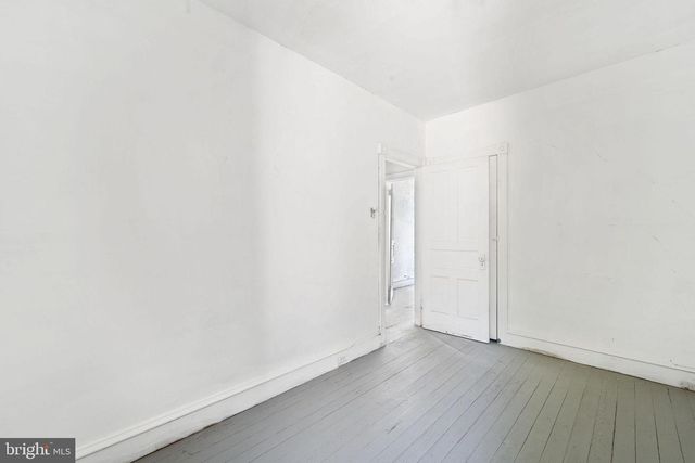 916 S 8TH STREET, Camden, NJ 08102