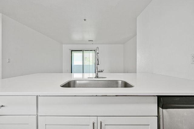 3065 N 67th Avenue Apt 227, Phoenix, AZ 85033