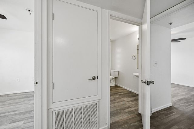 3065 N 67th Avenue Apt 227, Phoenix, AZ 85033