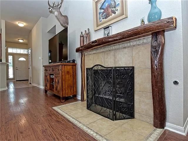 304 Trophy CT, Bastrop, TX 78602