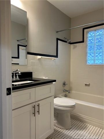 1432 Summitt Avenue, Fayetteville, NC 28305