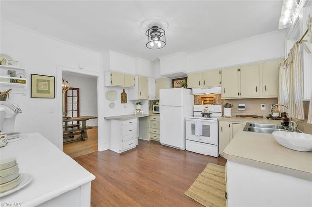704 6Th Street, North Wilkesboro, NC 28659