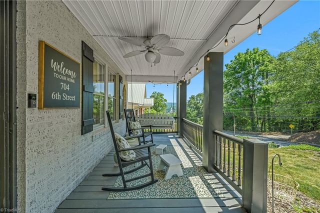 704 6Th Street, North Wilkesboro, NC 28659