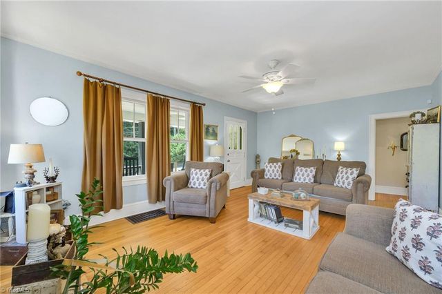 704 6Th Street, North Wilkesboro, NC 28659