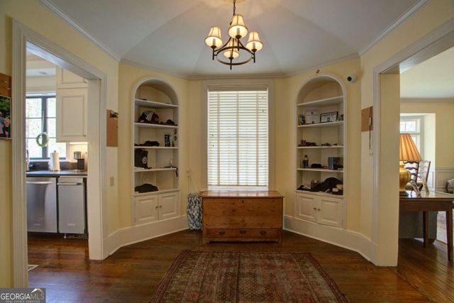 2 Virginia Circle SW, Rome, GA 30161