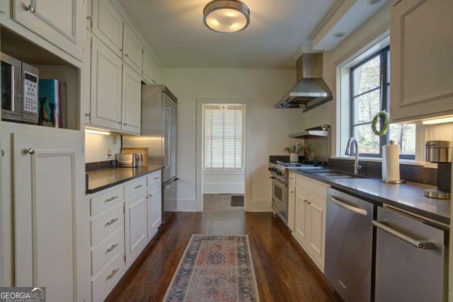 2 Virginia Circle SW, Rome, GA 30161