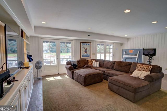 2 Virginia Circle SW, Rome, GA 30161