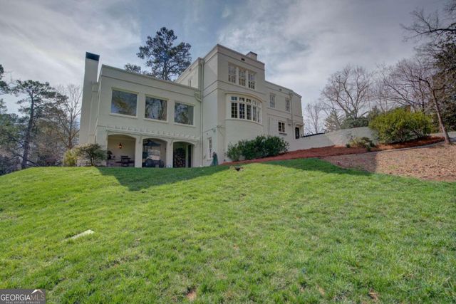 2 Virginia Circle SW, Rome, GA 30161