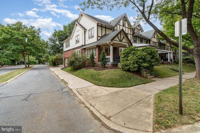 932 FRANKLIN ST, Wyomissing, PA 19610