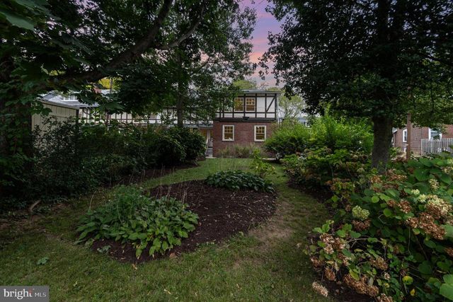 932 FRANKLIN ST, Wyomissing, PA 19610