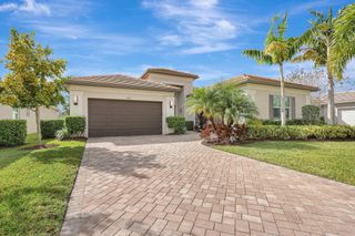 11825 SW Coronado Springs Drive, Port St Lucie, FL 34987