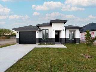 607 Tower Oak Drive, Alamo, TX 78516