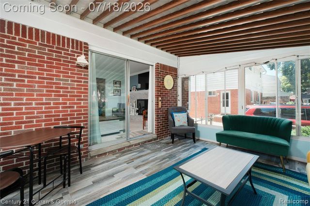 309 Amelia Avenue, Royal Oak, MI 48073