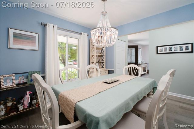 309 Amelia Avenue, Royal Oak, MI 48073