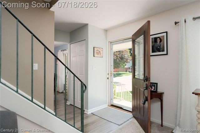 309 Amelia Avenue, Royal Oak, MI 48073