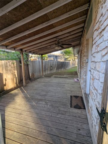 5807 Cherry PARK A, Austin, TX 78745