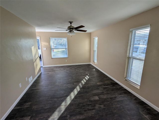 5807 Cherry PARK A, Austin, TX 78745