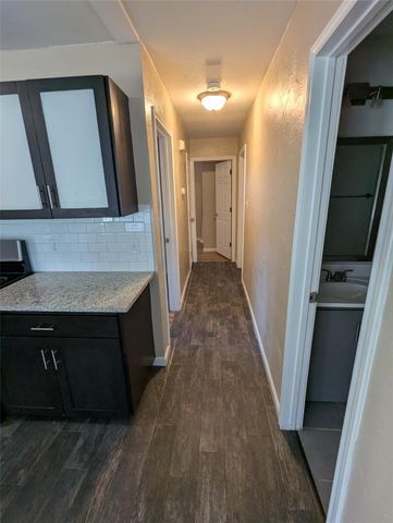 5807 Cherry PARK A, Austin, TX 78745