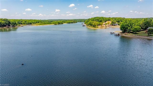 116 High Shoals Lane, Statesville, NC 28677