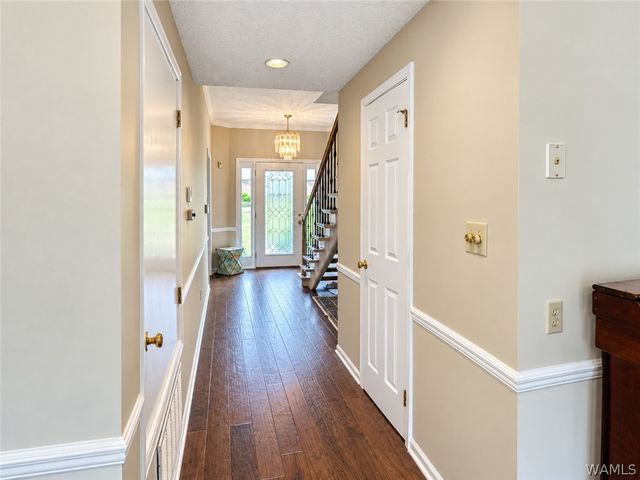 1911 Brandonwood, Tuscaloosa, AL 35406
