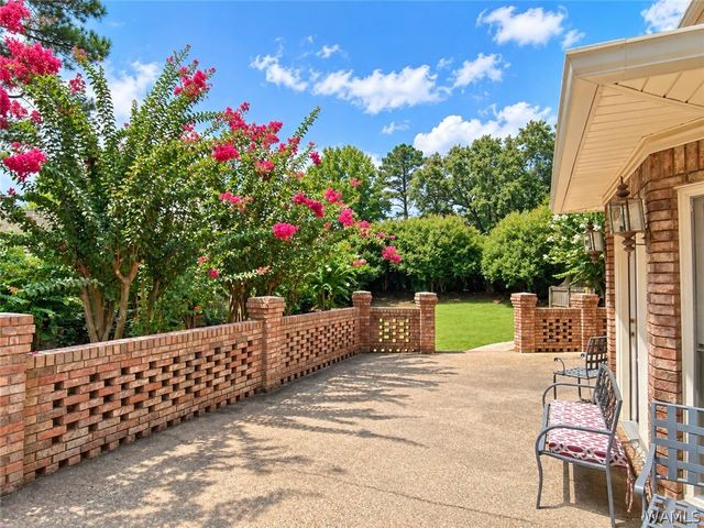1911 Brandonwood, Tuscaloosa, AL 35406