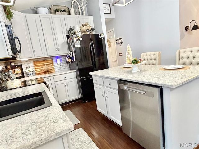 113 Joe D Drive, Jonesburg, MO 63351