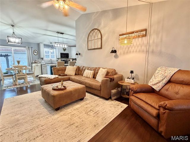 113 Joe D Drive, Jonesburg, MO 63351