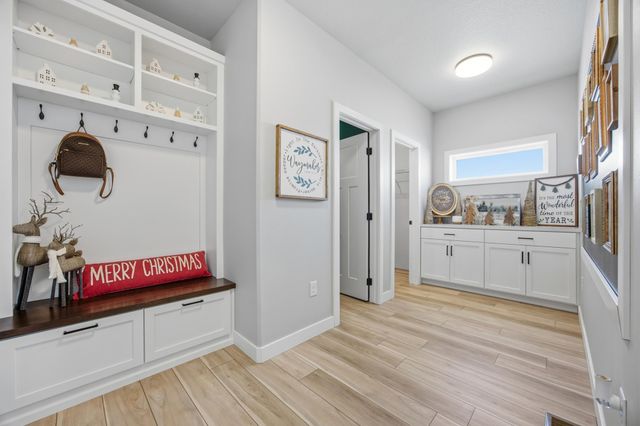 1610 5th Avenue NE, Dilworth, MN 56529