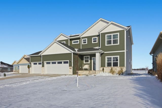 1610 5th Avenue NE, Dilworth, MN 56529