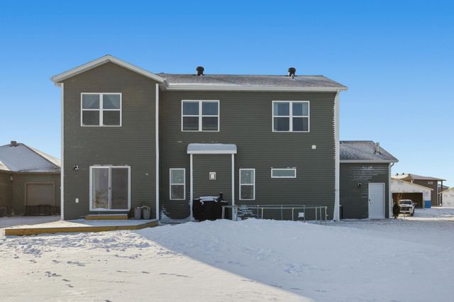 1610 5th Avenue NE, Dilworth, MN 56529