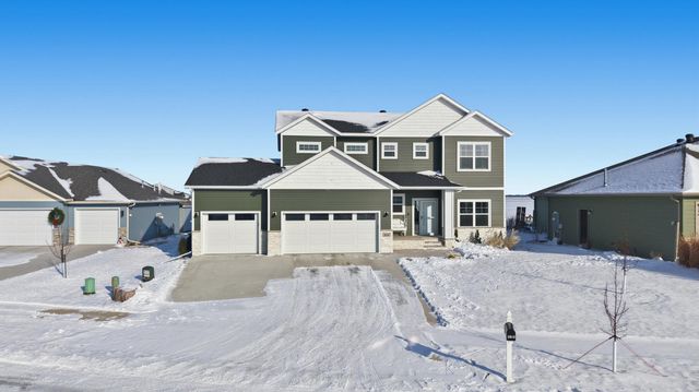 1610 5th Avenue NE, Dilworth, MN 56529